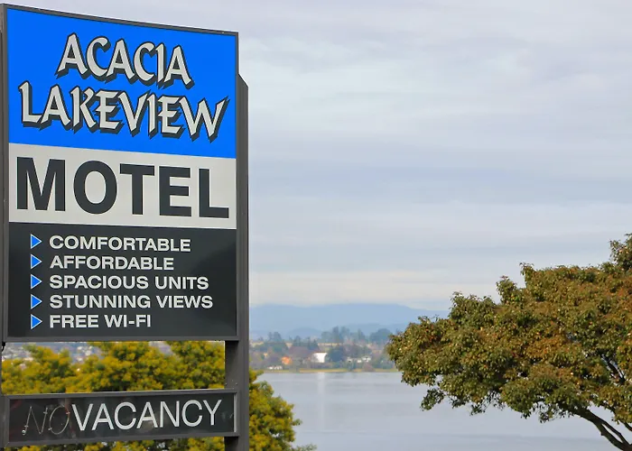 Motels Acacia Lake View